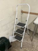 Three rung stepladder