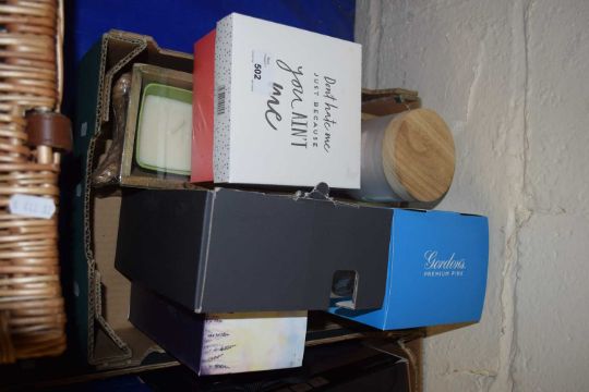 Box of various candles, boxed glass ware, Gordons Gin etc - Image 1 of 2