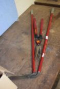 Pair of loppers, together with a pair of trimmers