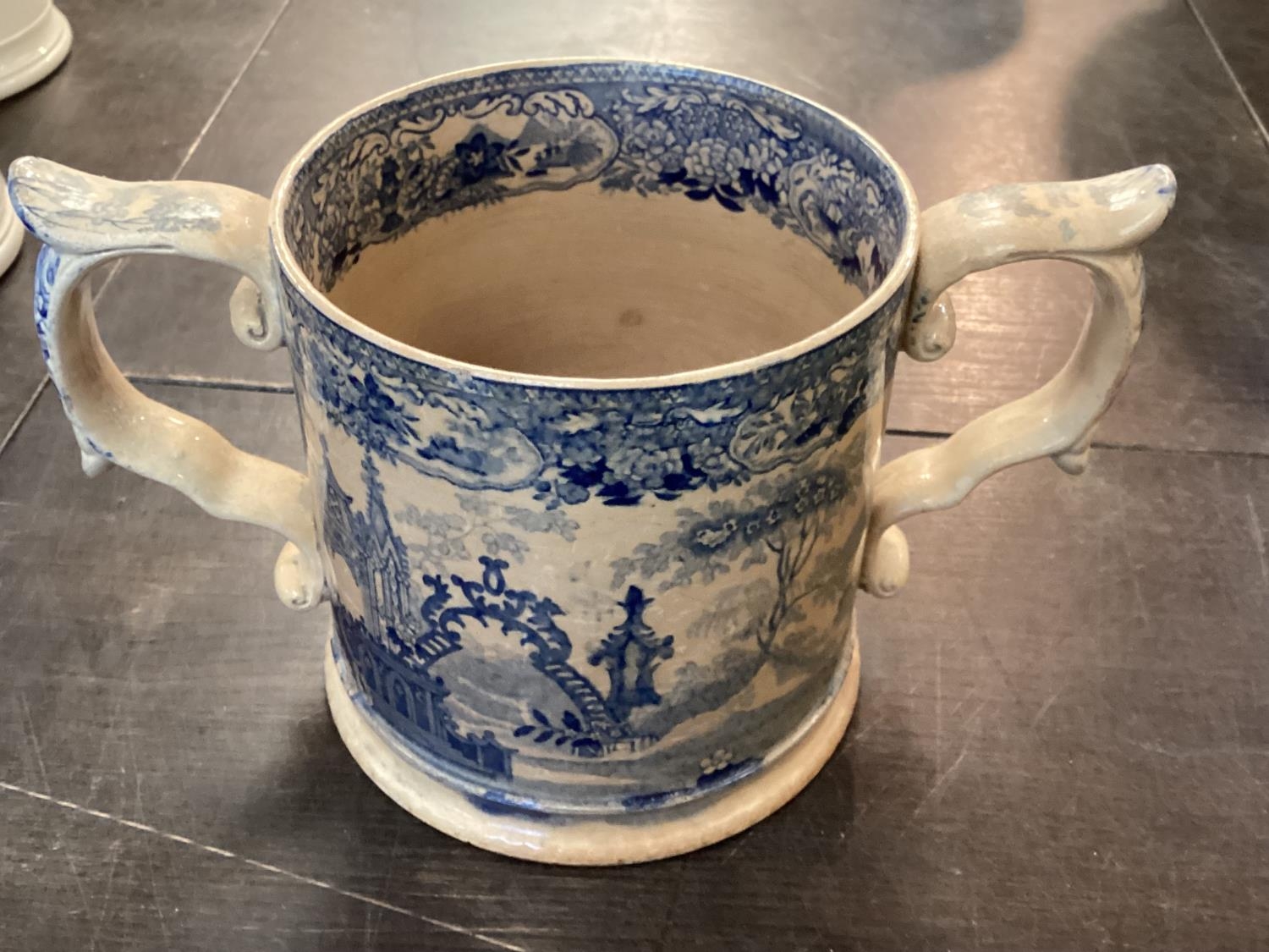 A large collection of blue and white cider mugs, late 18th century to early 20th century, various - Image 9 of 17