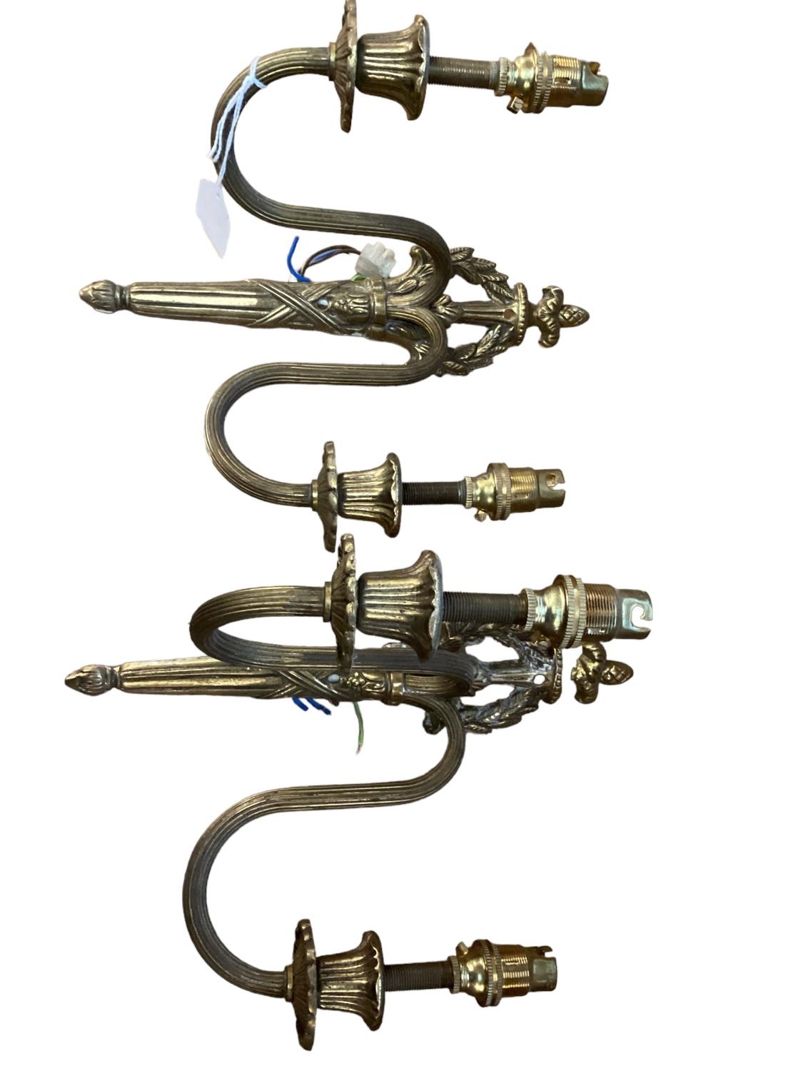 A quantity of decorative antique gilded wall sconces, (to include two pairs), see images for - Image 6 of 6