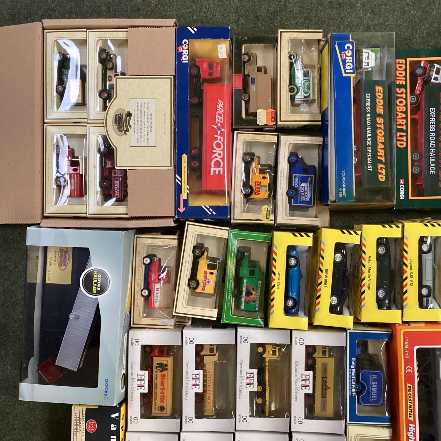 A large collection of boxed reproduction toy cars to include days gone vanguard etc. - Image 2 of 5