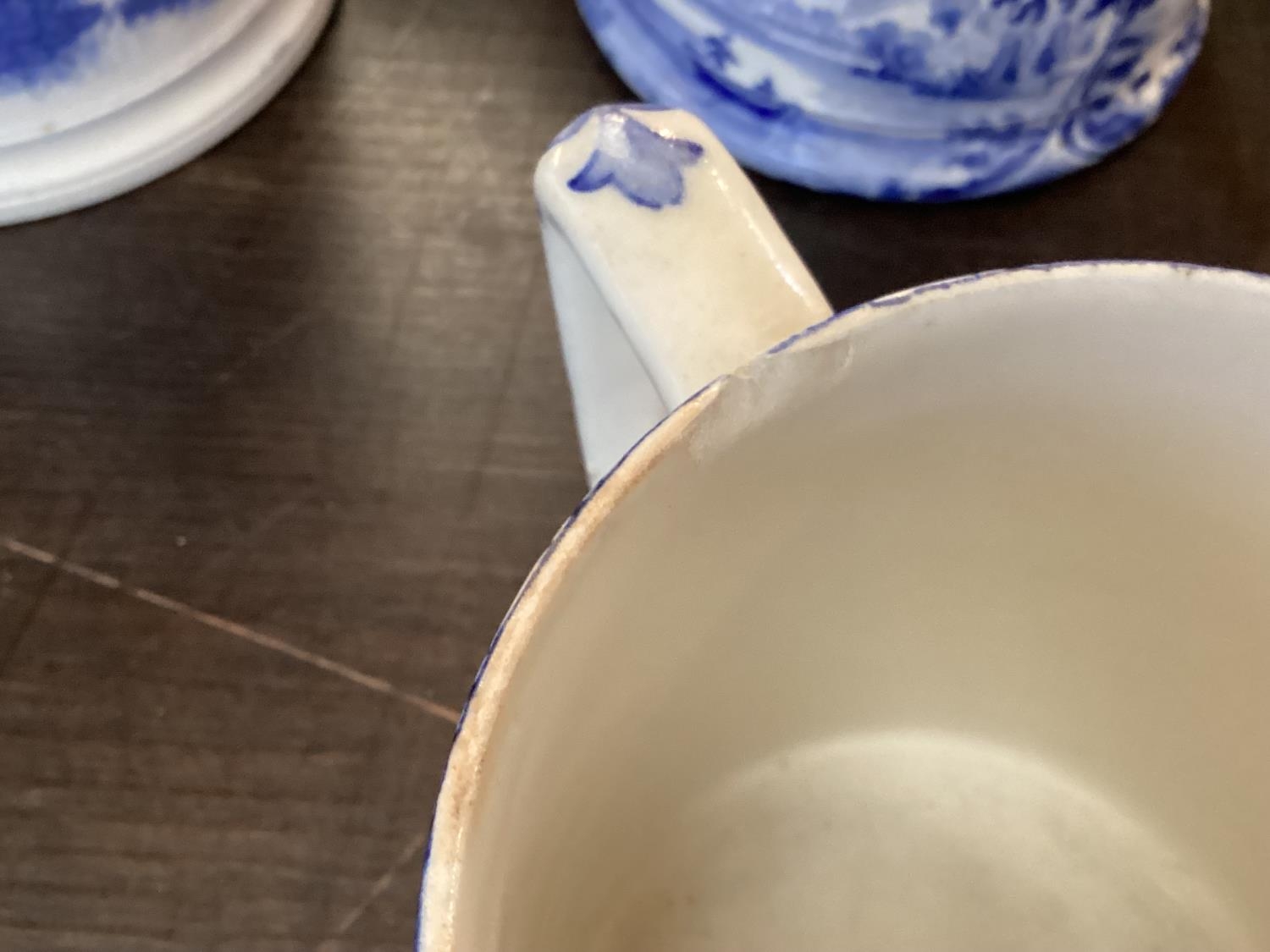 A large collection of blue and white cider mugs, late 18th century to early 20th century, various - Image 3 of 17