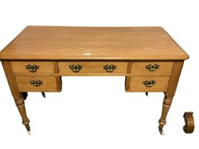 Modern pine 5 drawer knee hole desk/dressing table ,CONDITION REPORT: No sign of damage/restoration,