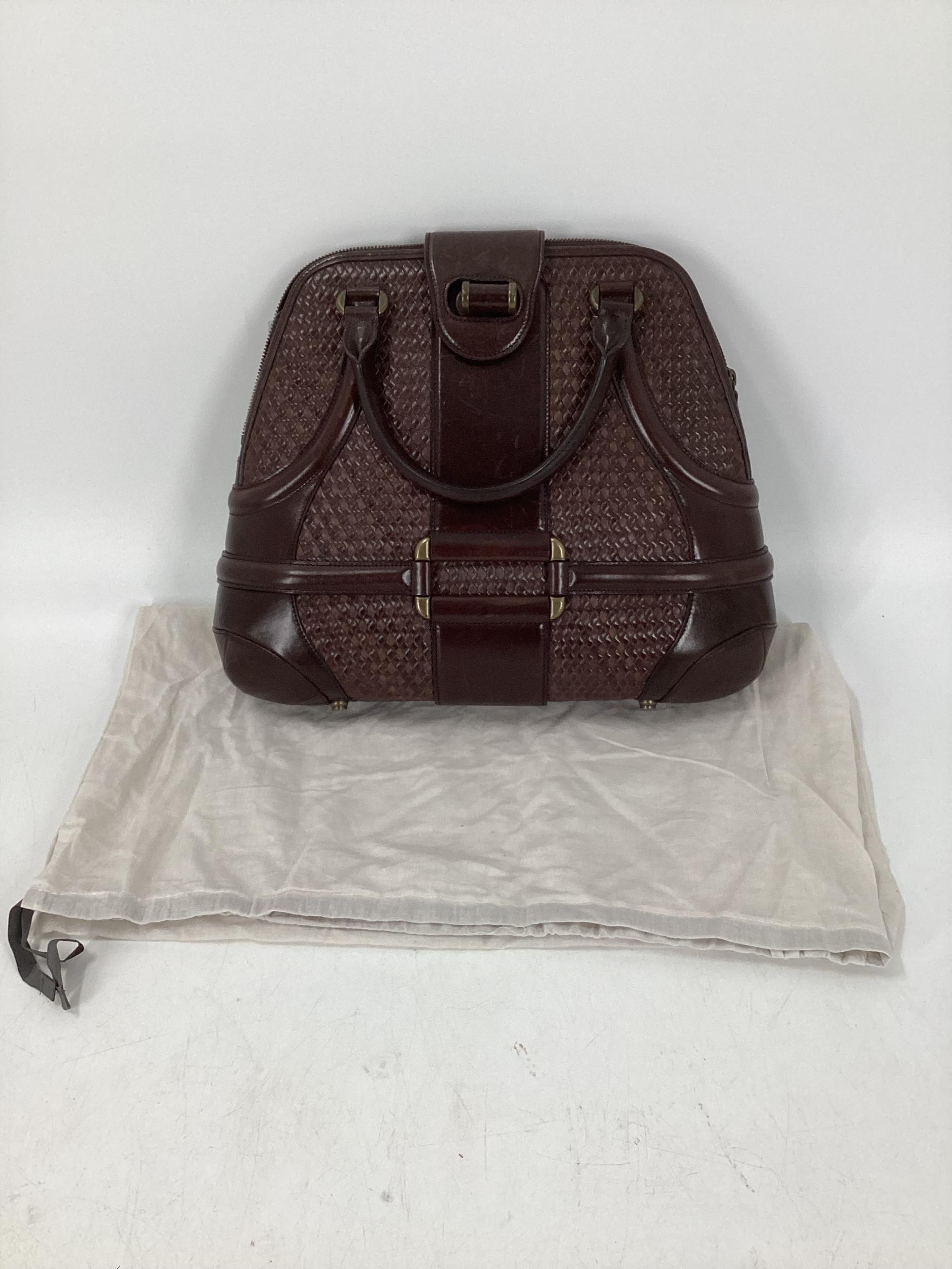 Alexander McQueen, brown leather handbag, condition, scratches to leather, see photos. Alexander - Image 2 of 4