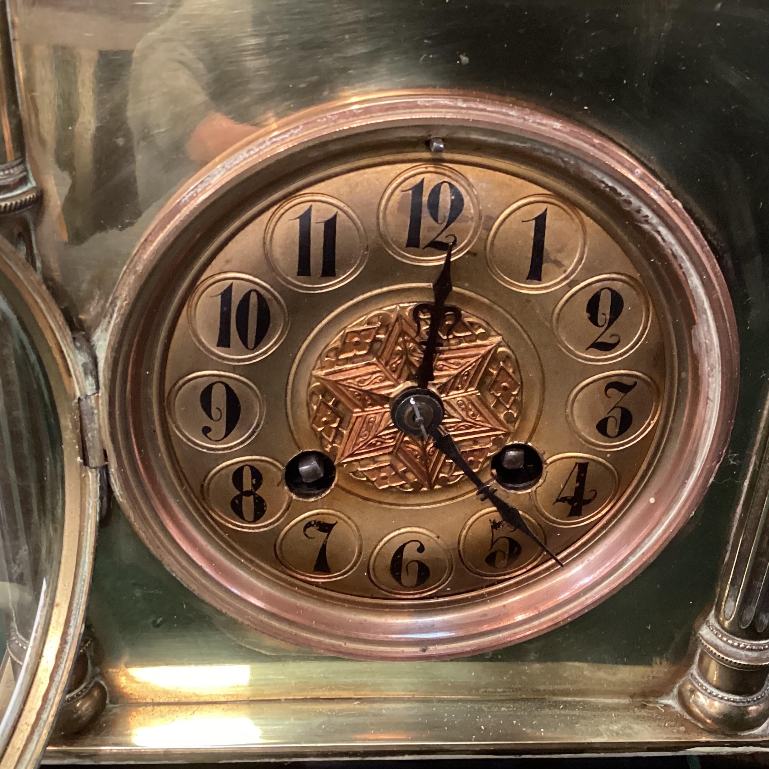 A C19th brass French mantle clock in the Adam style, 25cm H - Image 3 of 6