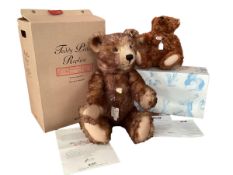 Two Steiff bears, boxed with Certificates, to include Vincent Teddy, Limited, Chestnut 38cm ;