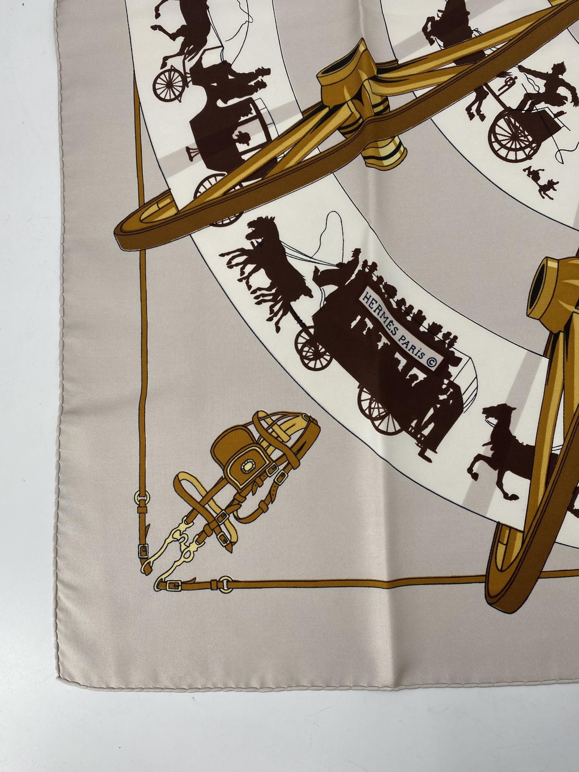 HERMES scarf, horses and carriages, in good condition - Image 2 of 3
