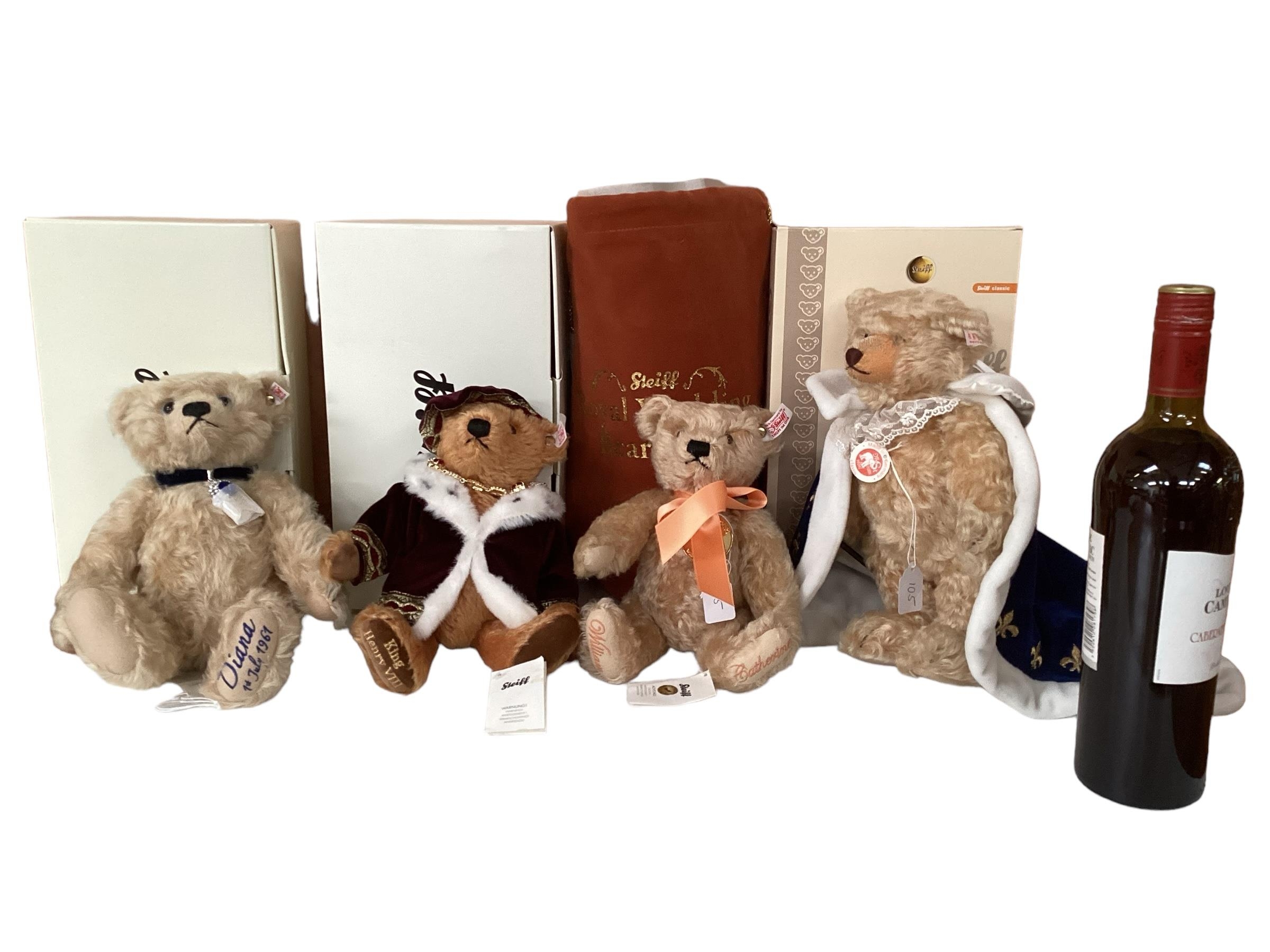 Four Steiff Bears with a Royal theme, all boxed, all limited, all certificates, in condition as new, - Image 20 of 20