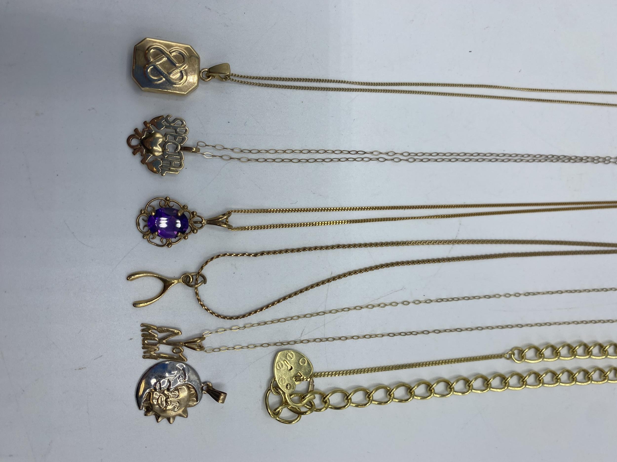 A collection of 9ct gold items together with an unmarked yellow metal amethyst set pendant. Total - Image 2 of 6