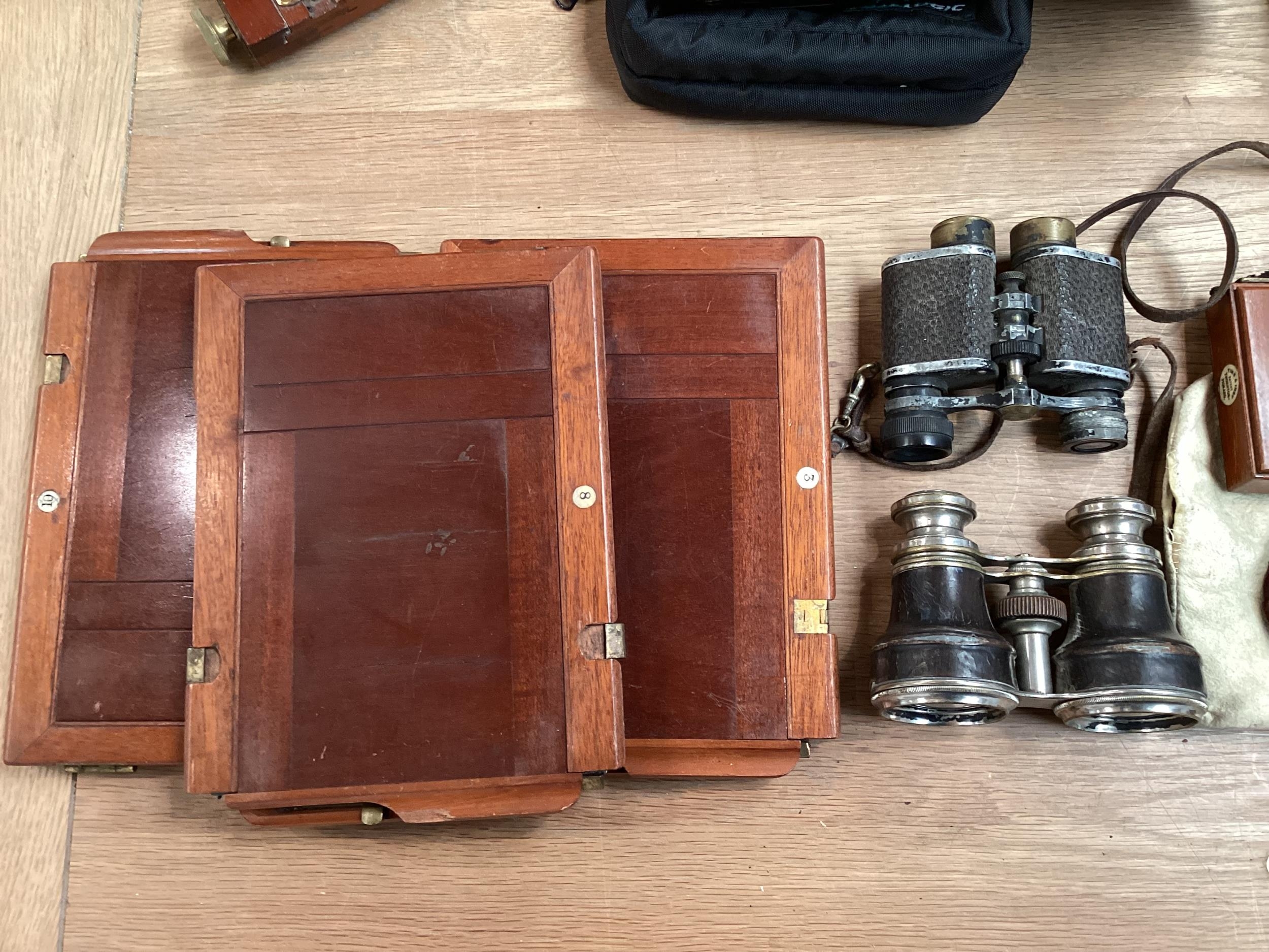 A quantity of vintage cameras including a Marion & Co, 22 & 23 Soho Square, London W, see images - Image 7 of 8