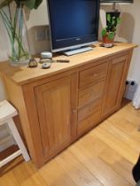 A modern wooden side cabinet, 4 central drawers flanked by 2 cupboard doors, 148cm W (matching 508)