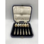 A boxed set of 6 sterling silver tea spoons by Edward Viner, Sheffield 1957 80g