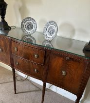 A modern mahogany sideboard, 137cmW