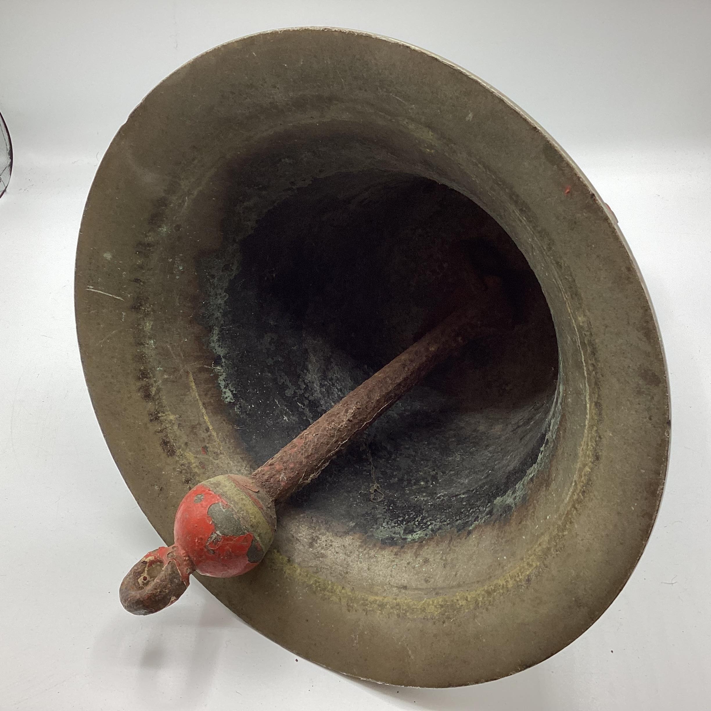 A large Second world War Royal Air Force, Air Ministry 'scramble bell' dated 1940 marked with - Image 4 of 5