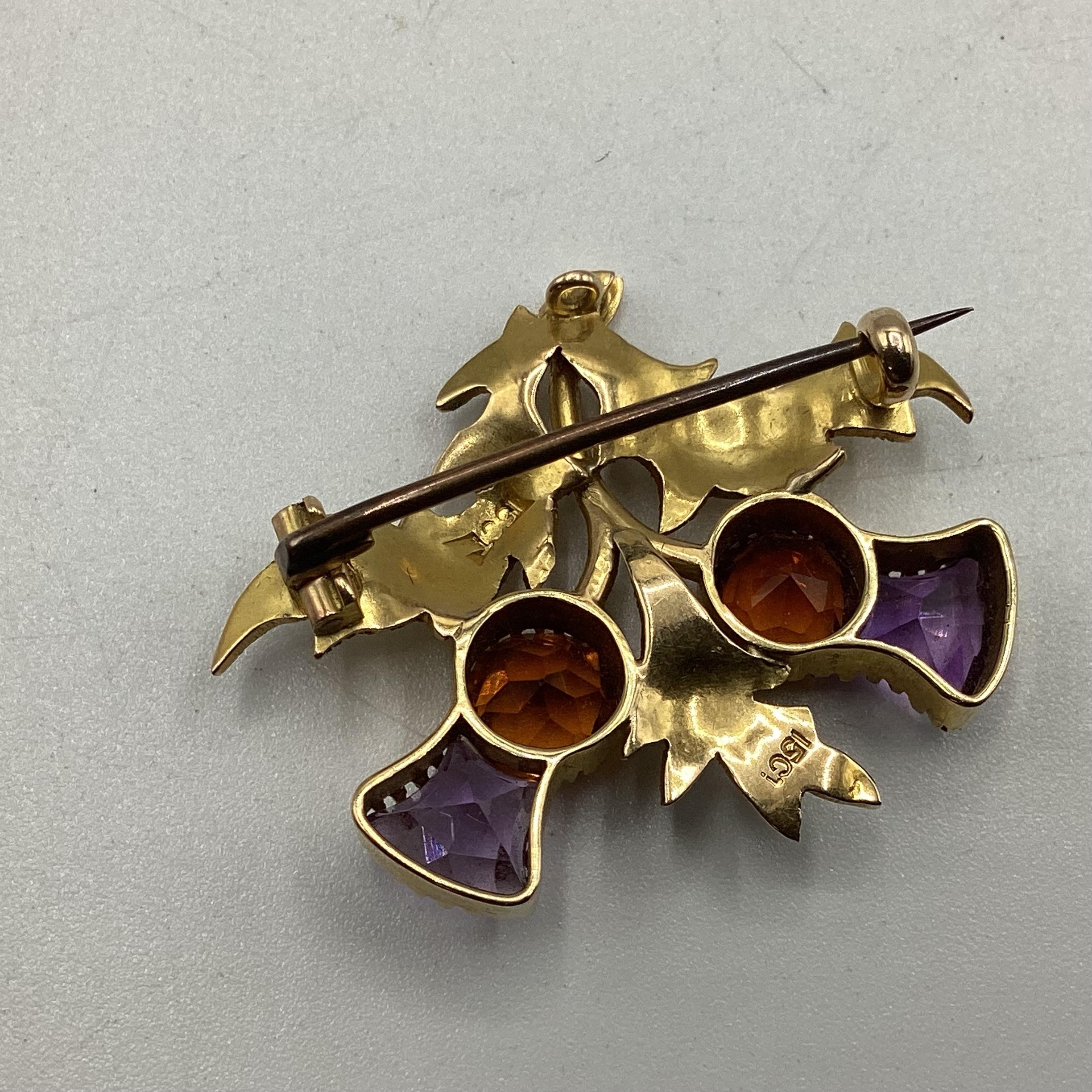 A 15ct gold citrine and amethyst thistle brooch, 4.35 g - Image 2 of 3