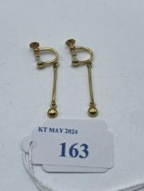 A pair of 18ct gold chandelier clip earrings. 3.4g