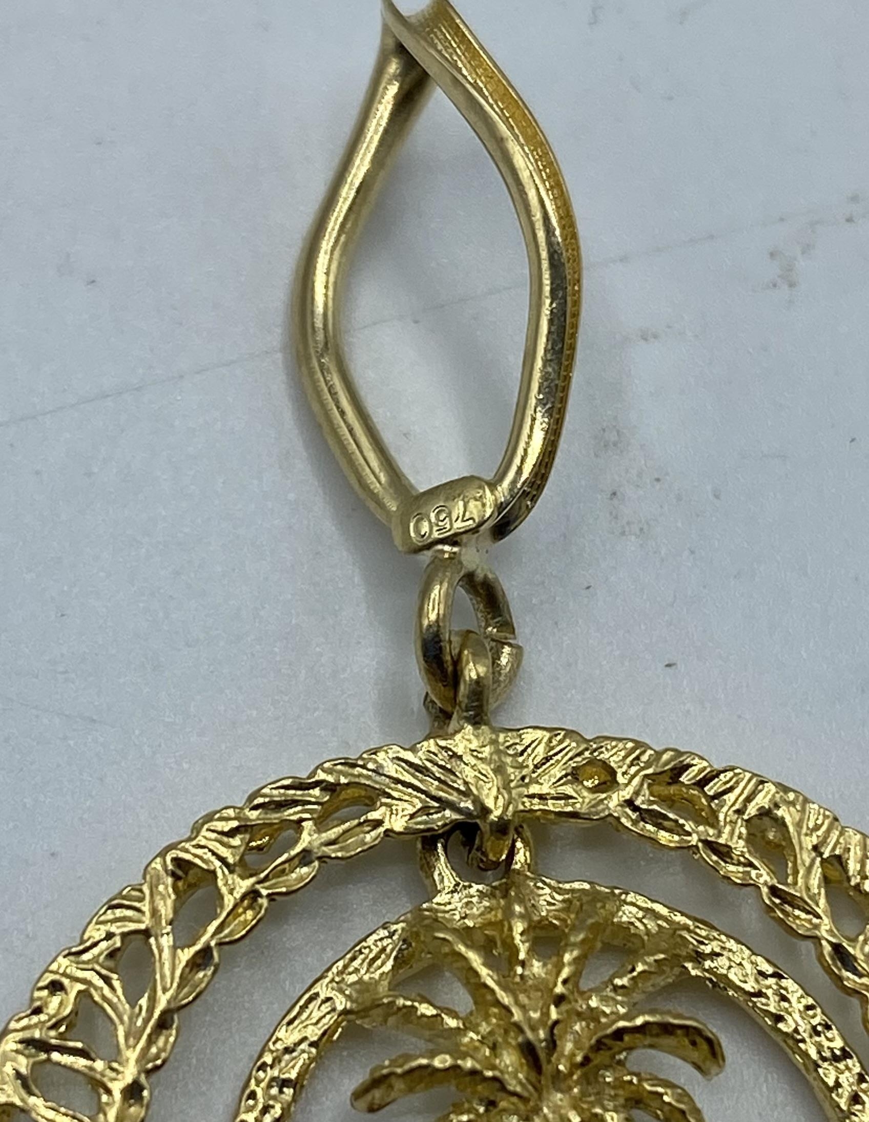 Two 18ct gold middle eastern style pendants. 10.65g - Image 3 of 4