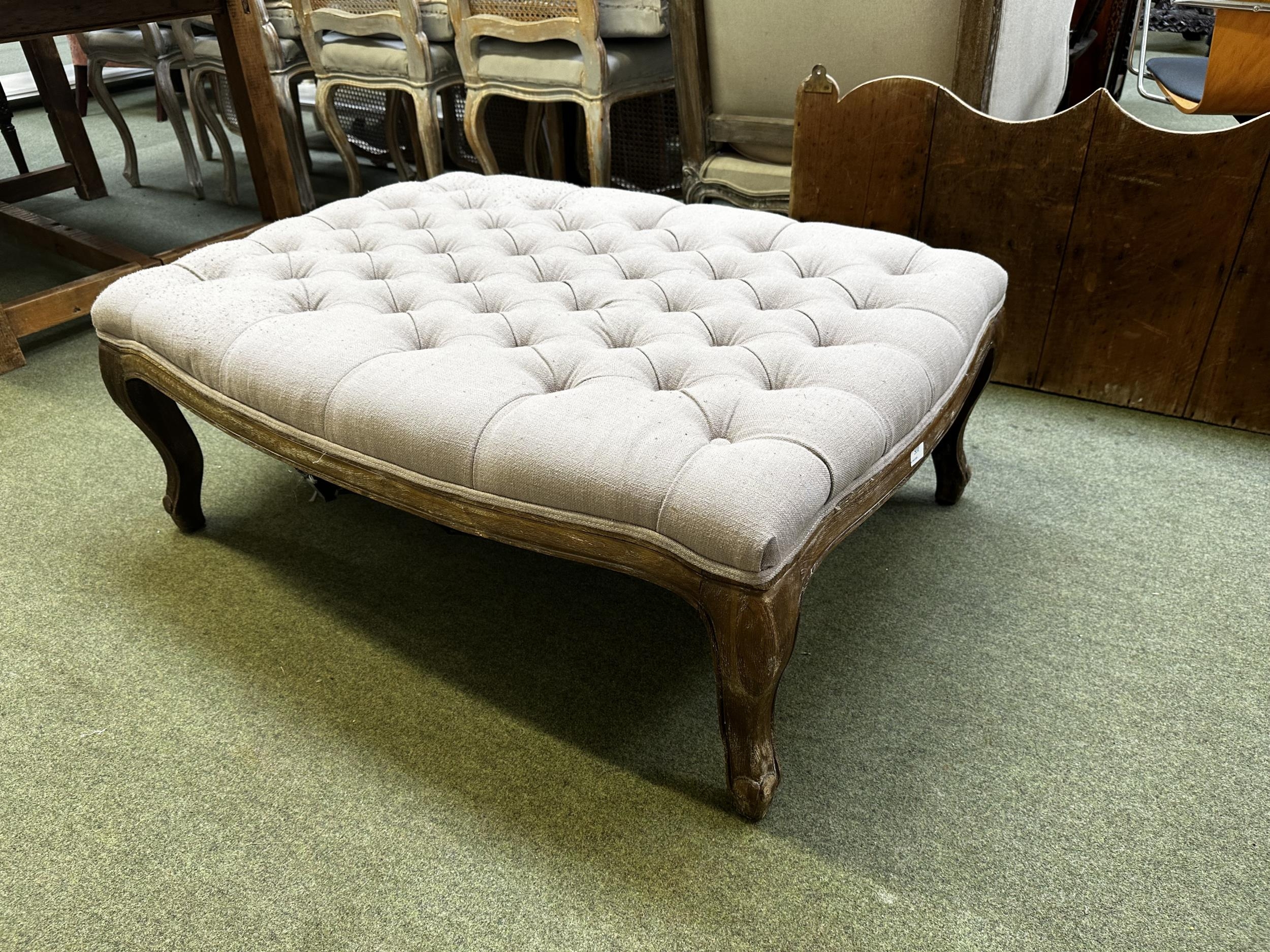 A modern Oka style foot stool with buttoned upholstery, 105 x 74cm - Image 3 of 4