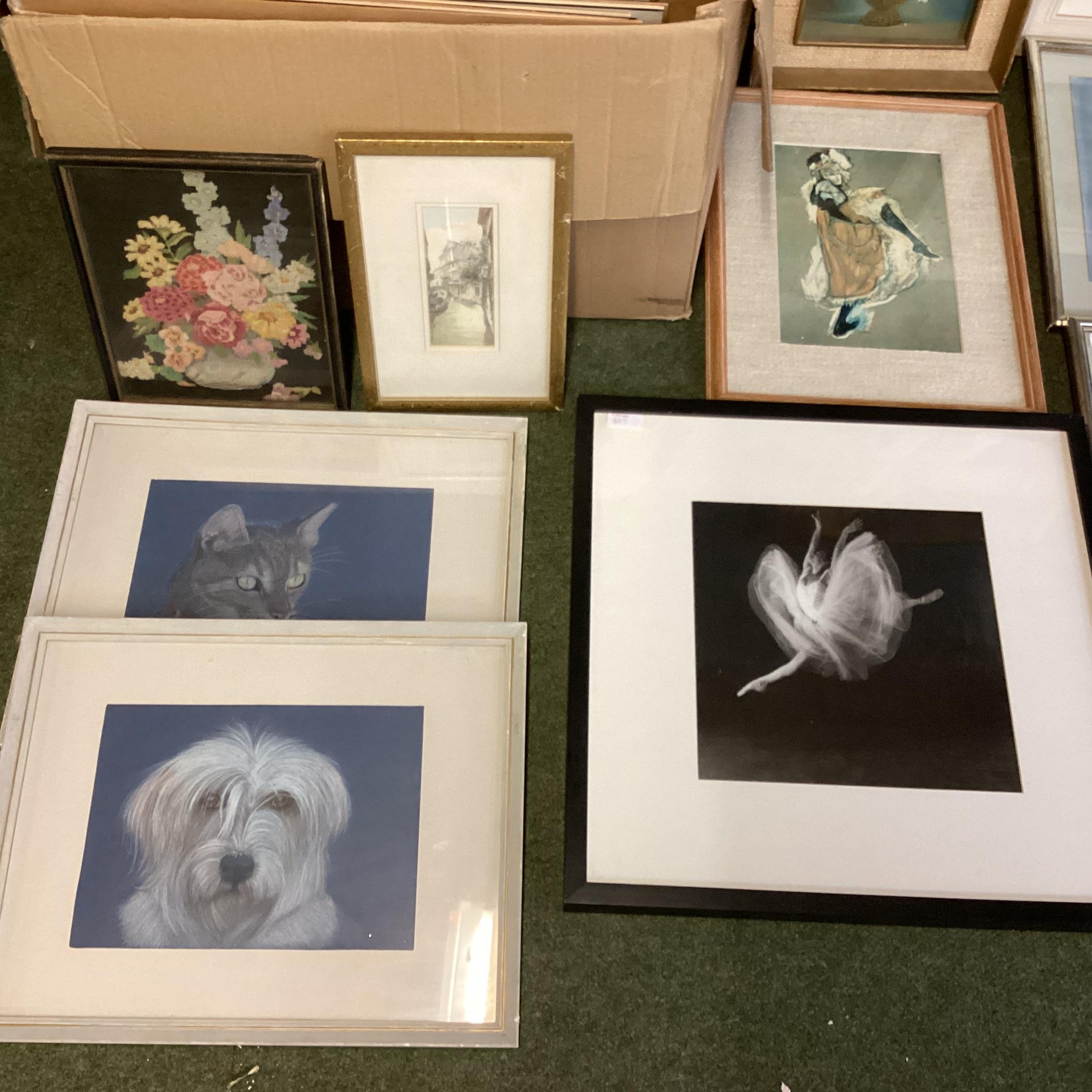 A quantity of decorative pictures and prints, and frames, including two Royal Festival Ballet The - Image 3 of 7