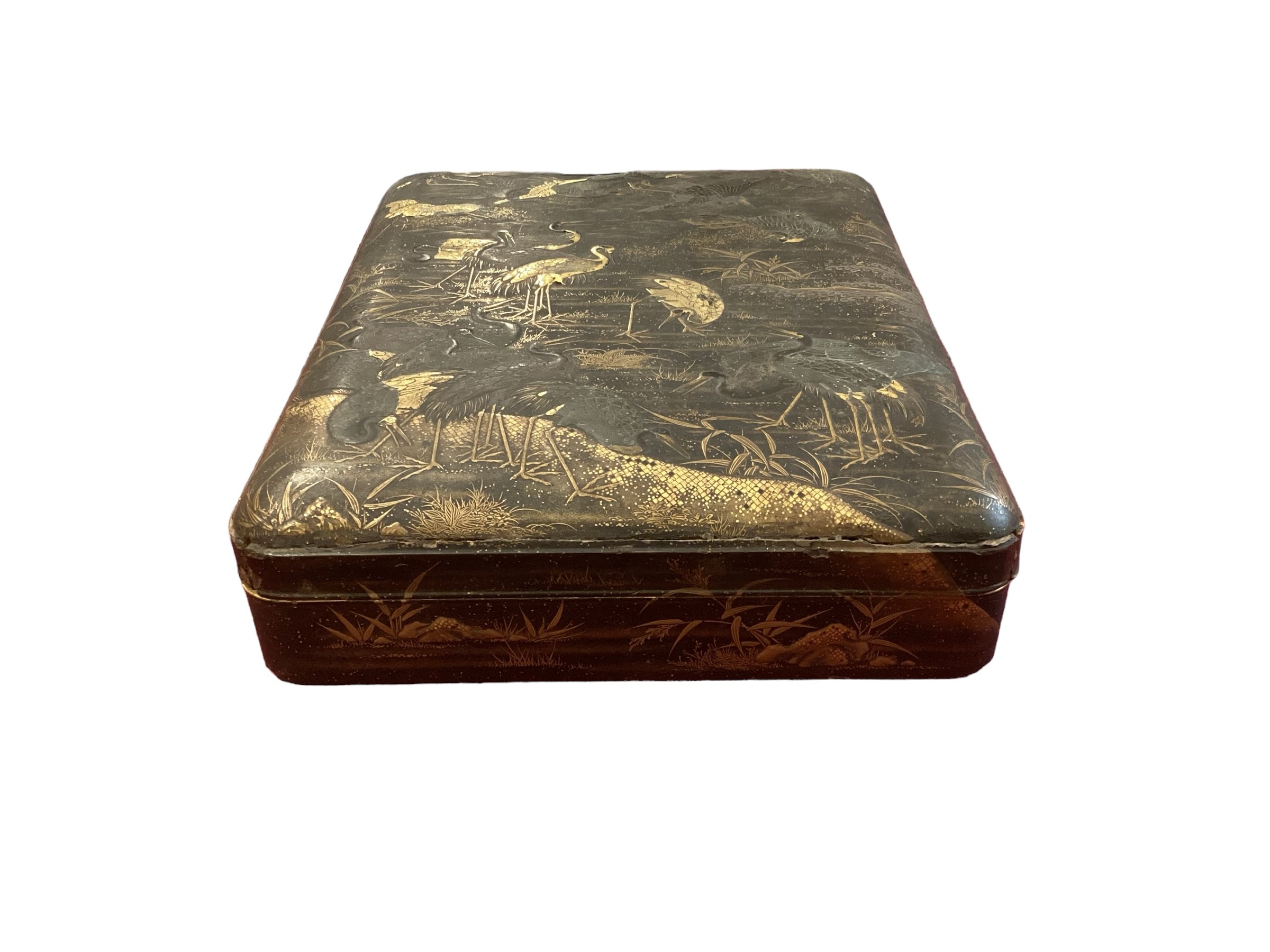 Japanese lacquered writing / painting box depicting cranes. Condition, cracks to lid see photos - Image 2 of 6