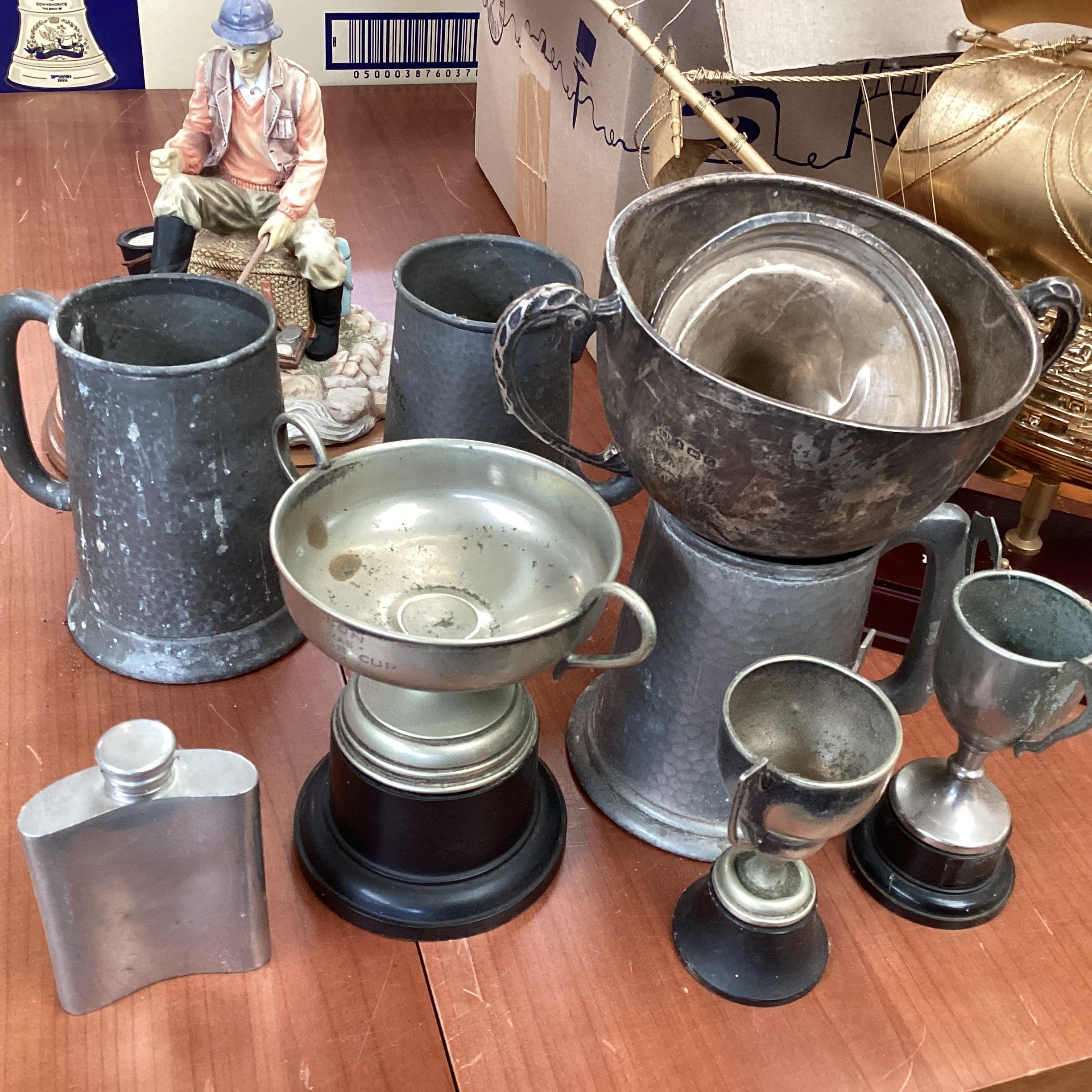 A large quantity of miscellaneous collectables to include: old bottles collection, silver plate, a - Image 8 of 9