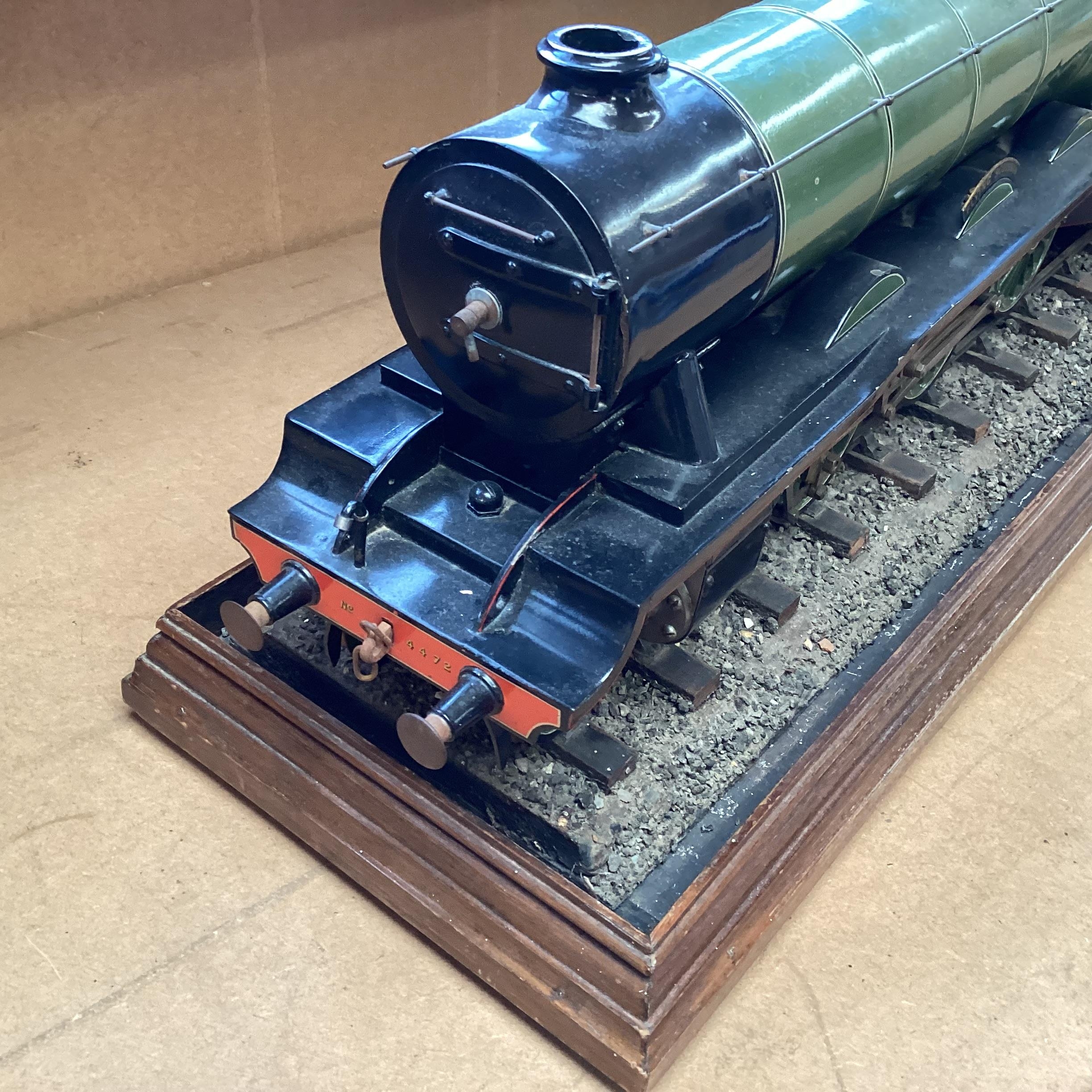 A large Desk top model of The Flying Scotsman Train. 4472 on a naturalistic track base with matching - Image 2 of 7