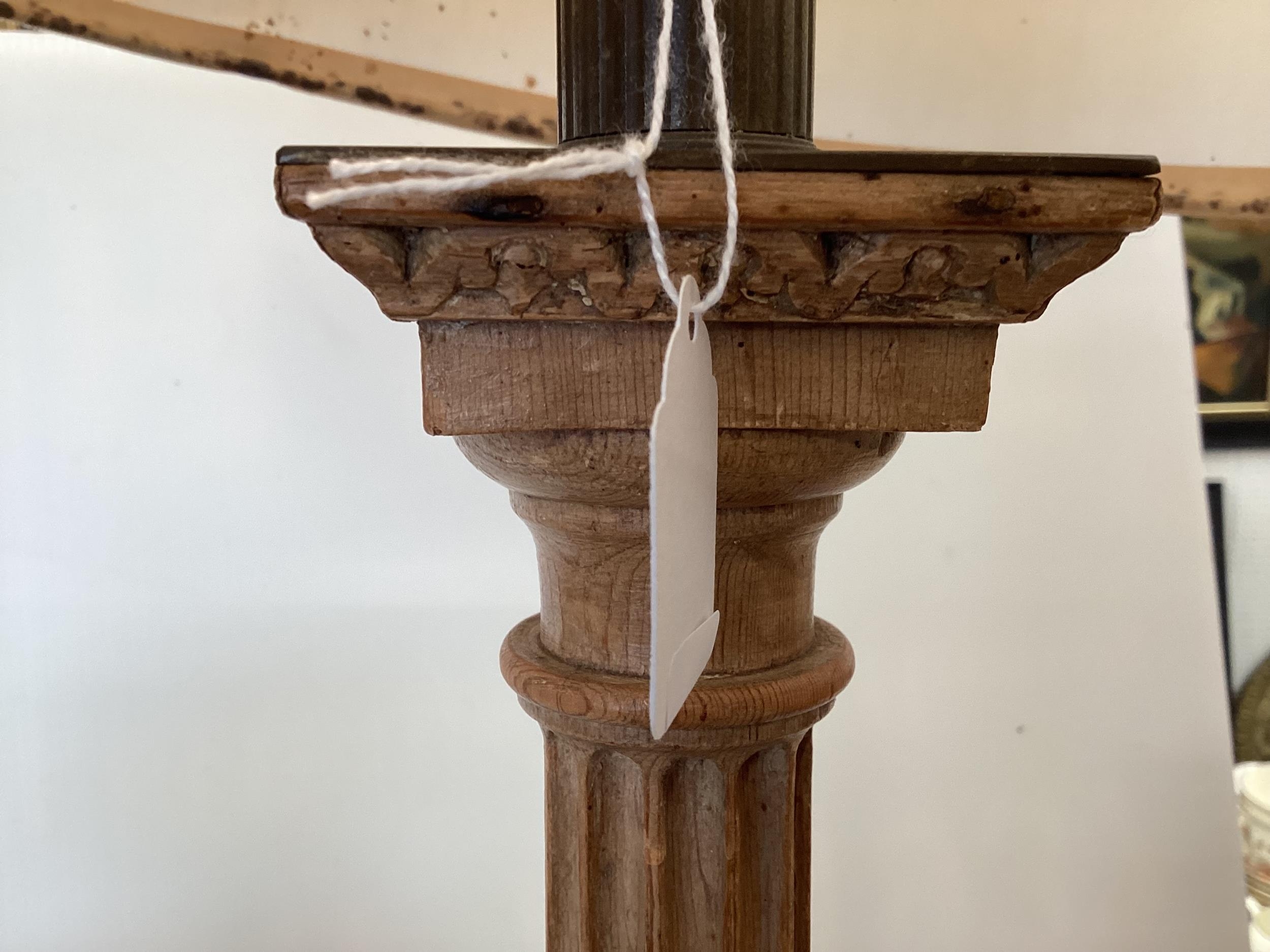 A carved wooden column table lamp on stepped base, 73cm H, and a carved wooden column 63cm H; Fawley - Image 4 of 4