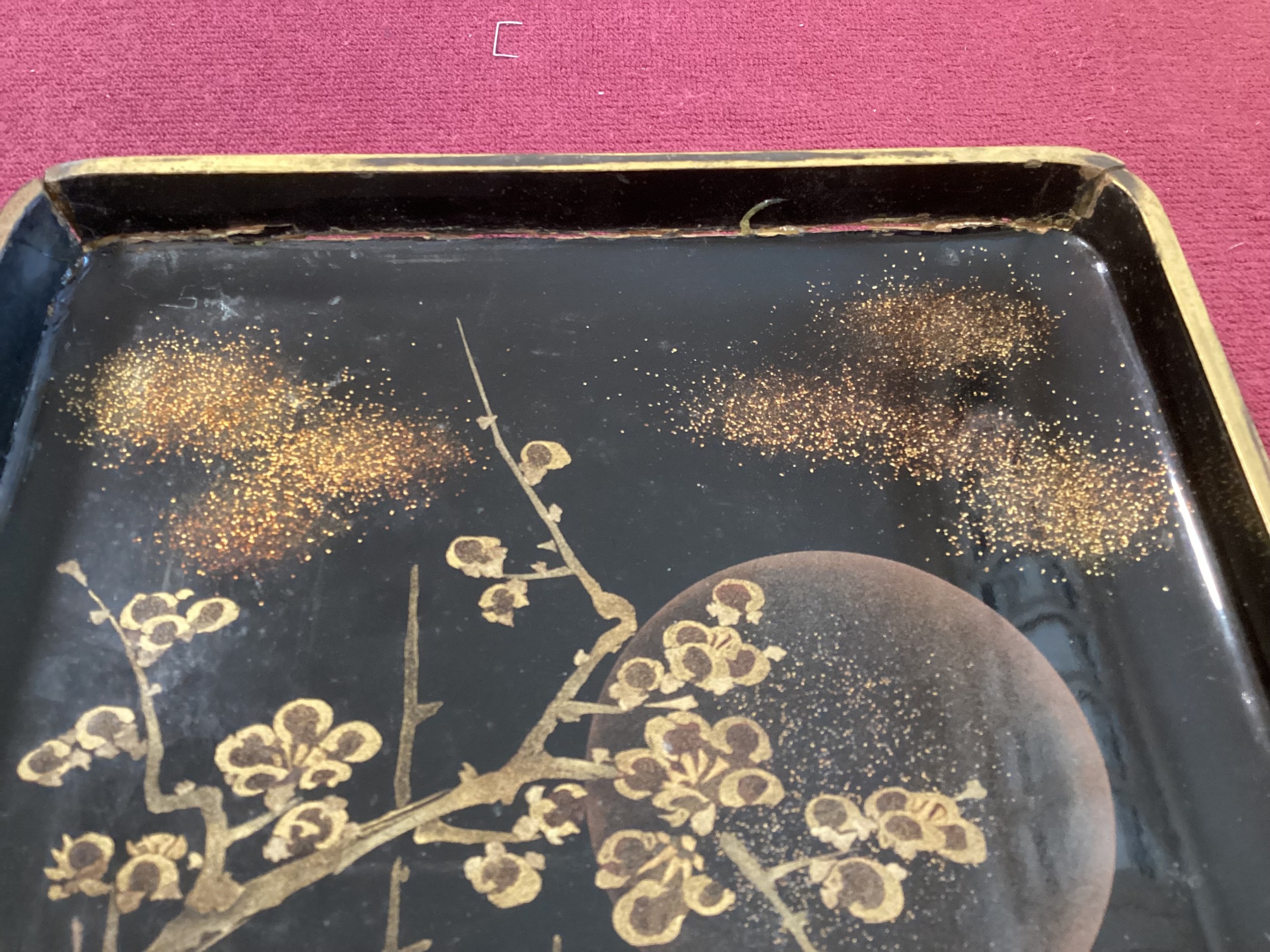 Japanese lacquered writing / painting box depicting cranes. Condition, cracks to lid see photos - Image 6 of 6