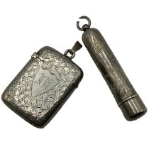 Sterling silver vesta case together with a Sterling silver cheroot case 25 g