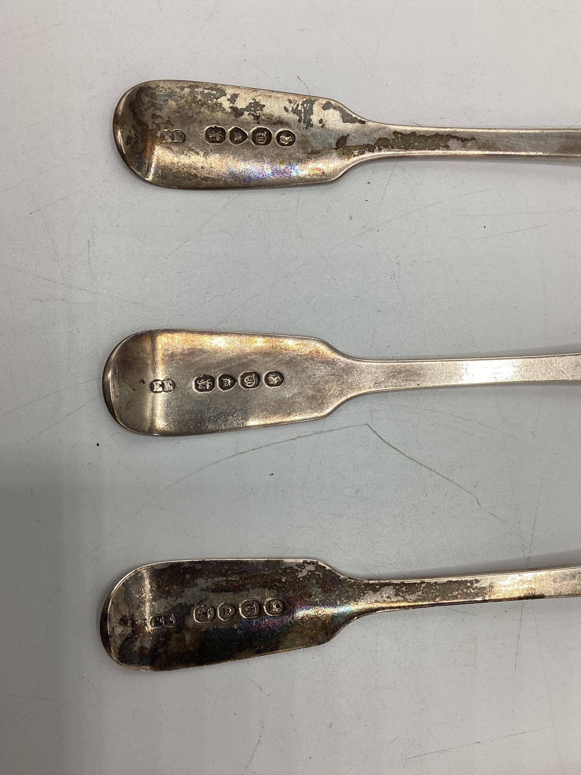 A set of six sterling silver desert spoons, Edward Edwards Birmingham 1857. 254 g - Image 2 of 3