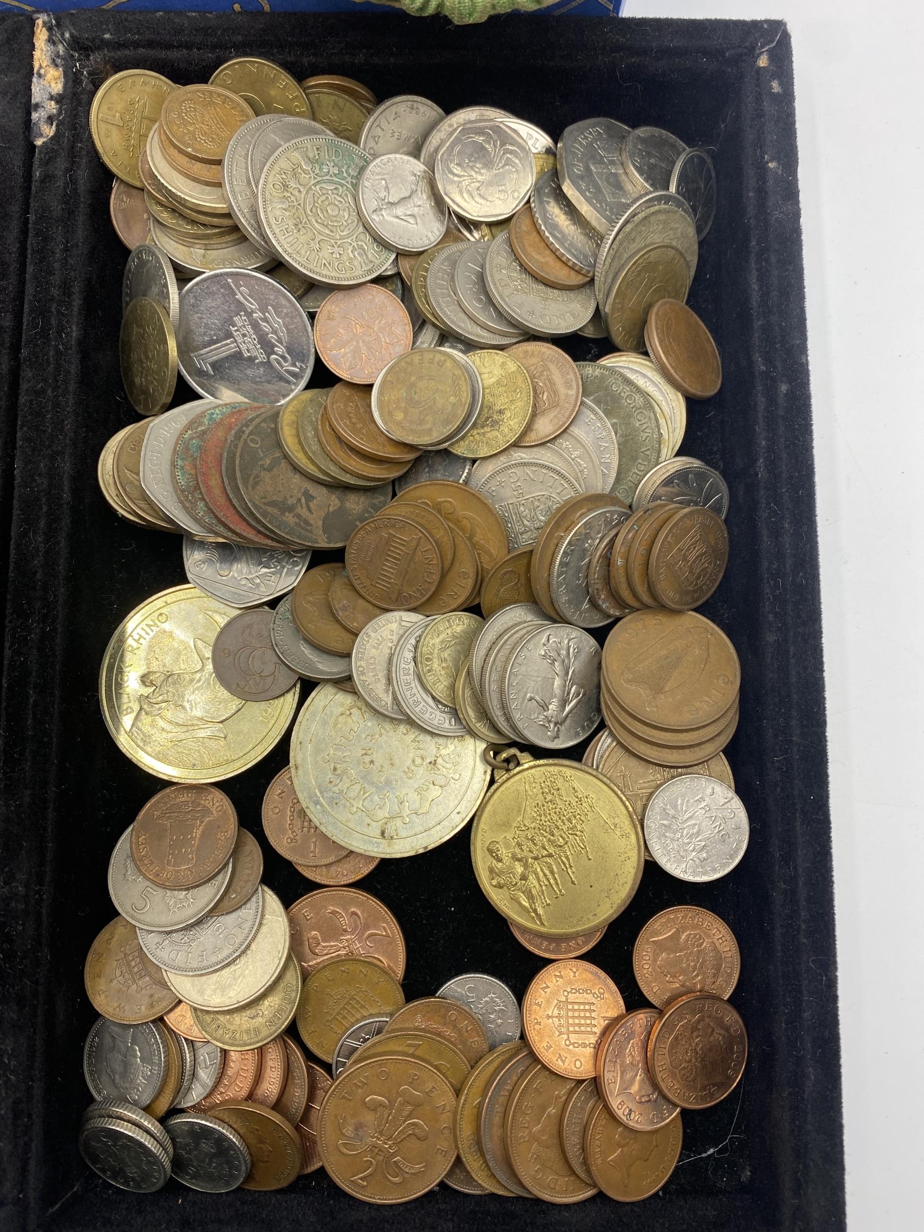 A collection of 19th and 20th century British coinage. - Image 3 of 6