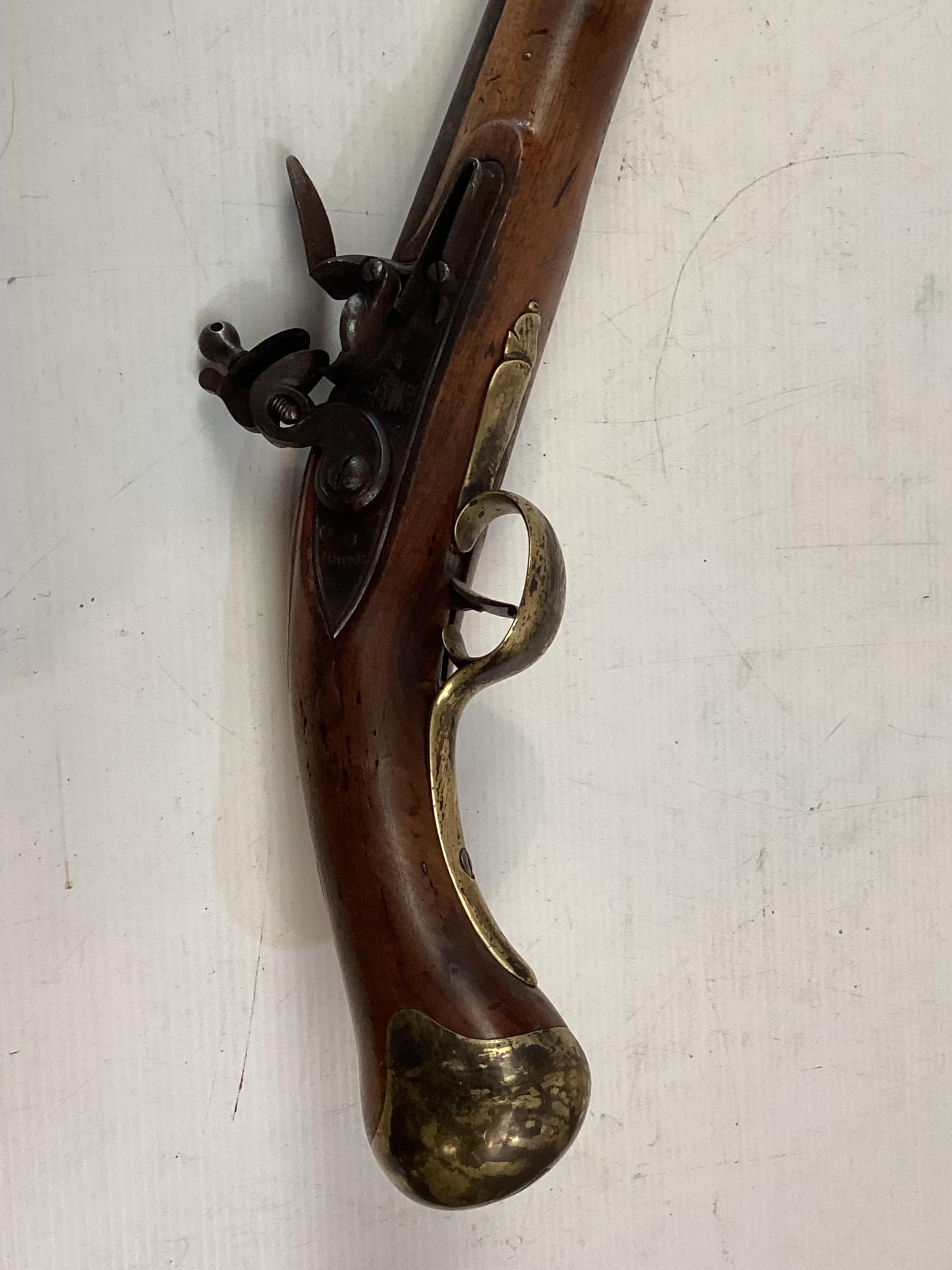 A flintlock pistol Stamped 'Tower' GR Cypher with Crown and broad arrow stamp. Circa 1800. Tower L - Image 3 of 6
