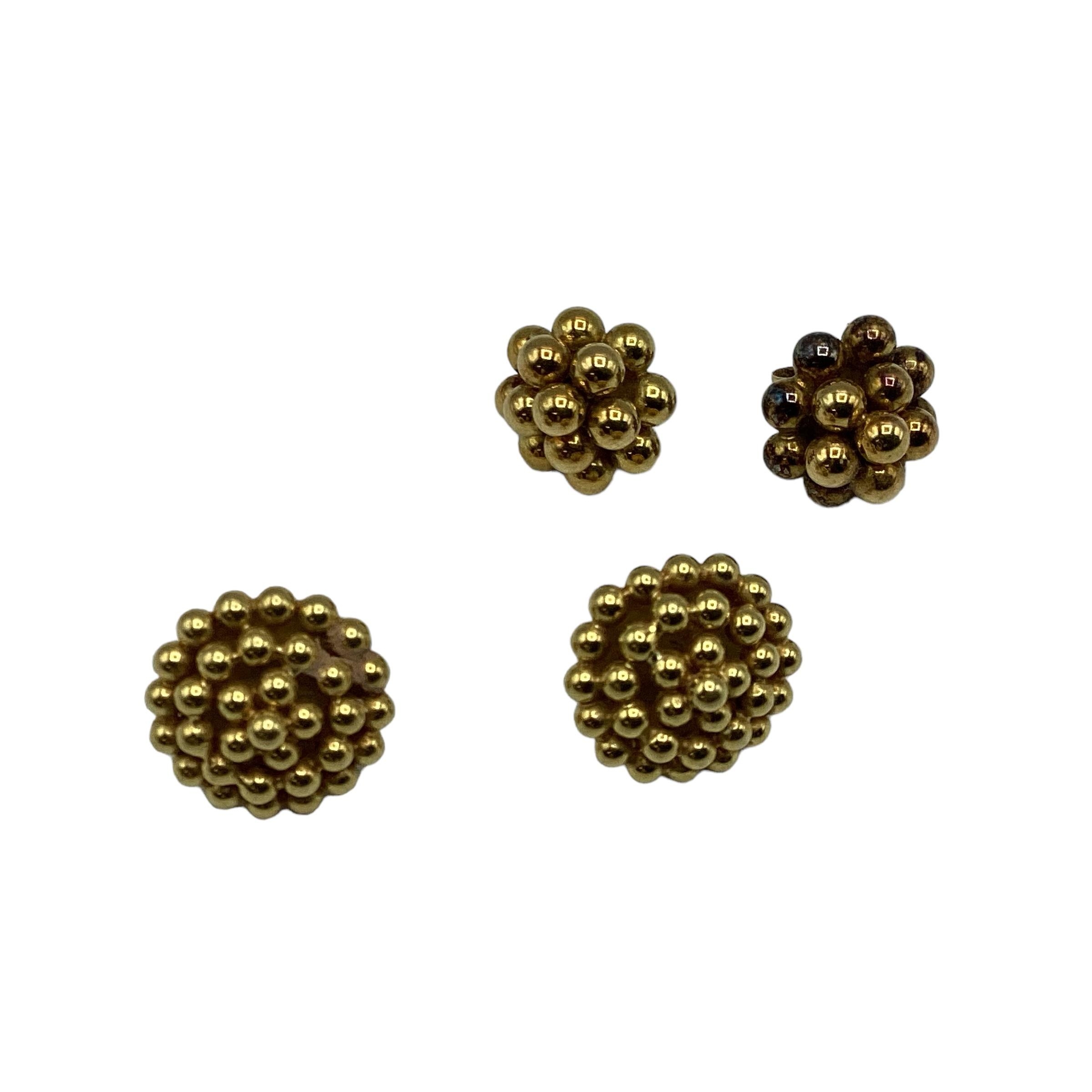 Two pairs of unmarked yellow metal ear studs. 11.3 g (Auctioneers Note: the vendor has the jewellery