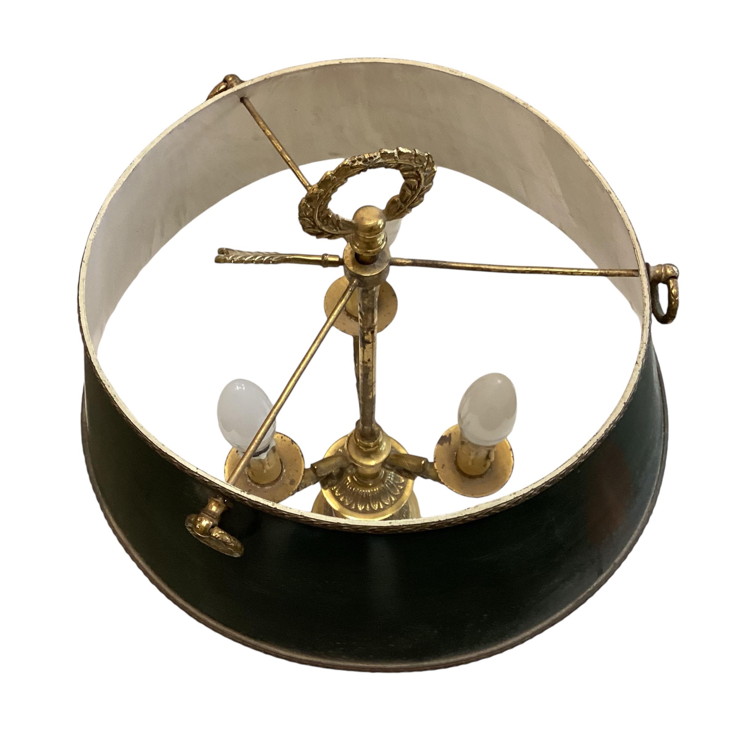 A traditional brass library table lamp with a 3 branch light to a green shade - Image 5 of 5