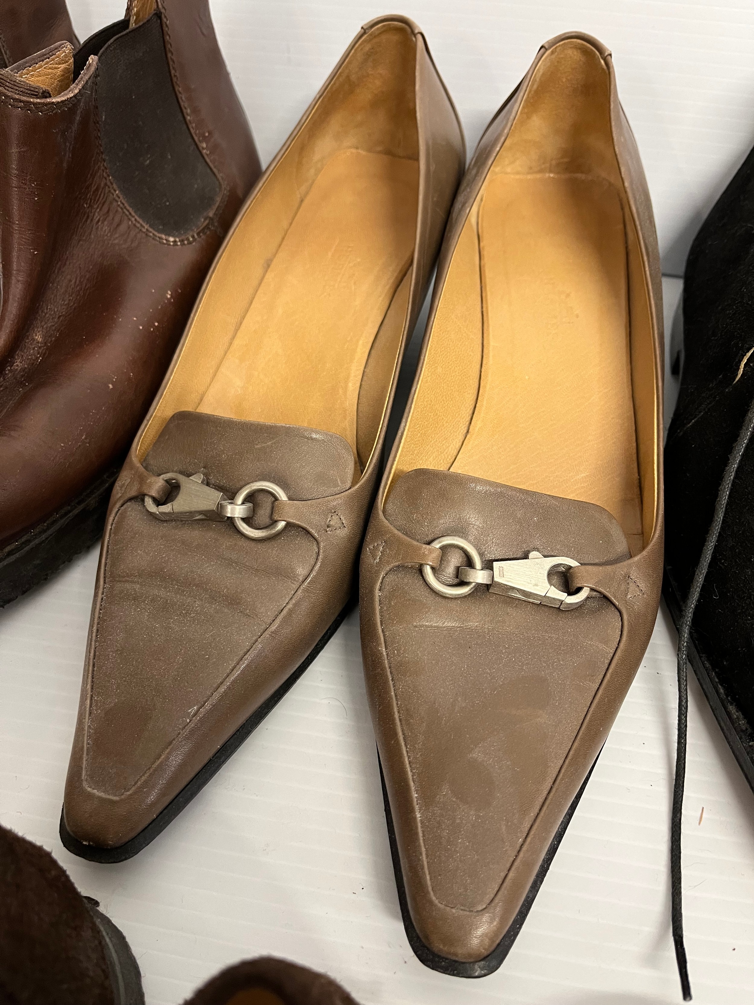 Vintage and modern Shoes: 14 pairs, including 8 pairs of Hermes, Charles Jourdan, Tods, all in - Image 2 of 8