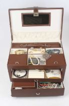 A faux tan leather jewellery box and contents of assorted costume