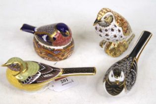 A collection of four Royal Crown Dervbby models of birds, to include a song thrush, bullfinch