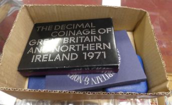 Great Britain, a collection of coins to include Coinage of Great Britain & Ireland proof sets for