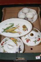 A collection of Royal Worcester Evesham pattern dinnerwares