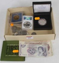 Great Britain, a small collection of coins and banknotes, to include UK 2014 First World War