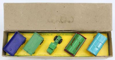 Dinky, rare pre-war gift set No.33, mechanical horse and 4 assorted trailers, green 33a horse, no