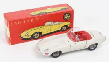 Tekno, 926 Jaguar E type open top, off-white, red seats, front and side screens, suspension,