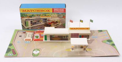 Matchbox MG1 service station, housed in the original card box