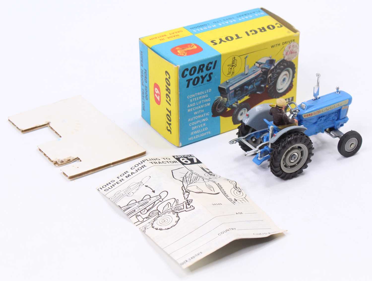 Corgi Toys No. 67 Ford 5000 Super Major Tractor finished in blue with grey hubs and driver figure, - Bild 2 aus 2