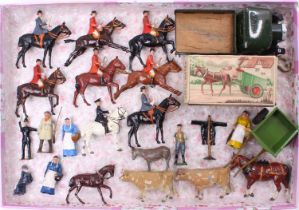 A tray of mixed Britains and similar lead hollow cast figures including various Huntsmen and Women