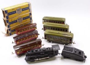 Lionel loco and coaches: 0-4-0 electric powered loco with bogie tender, plastic, ‘490’ on cab-sides,