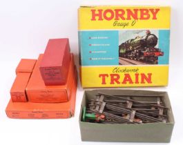 Hornby No.20 Goods set, clockwork, comprising No.20 loco & tender BR lined green, loco missing