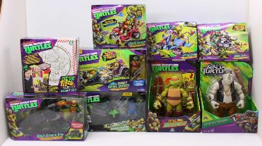 Giochi Preziosi and Playmates Nickelodeon Teenage Mutant Ninja Turtles boxed group of modern release