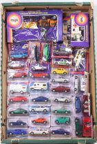 One tray containing a quantity of Siku mixed scale diecast vehicles and miniatures to include a